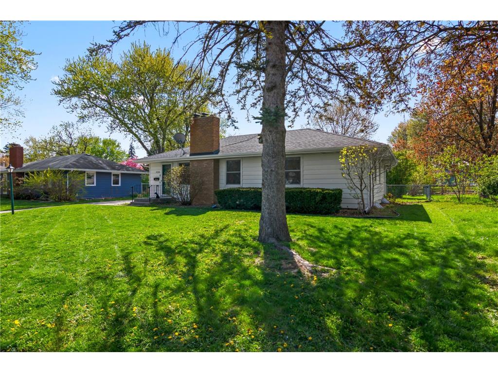 8308 Dupont Avenue S Bloomington MN 55420 7059783 image1