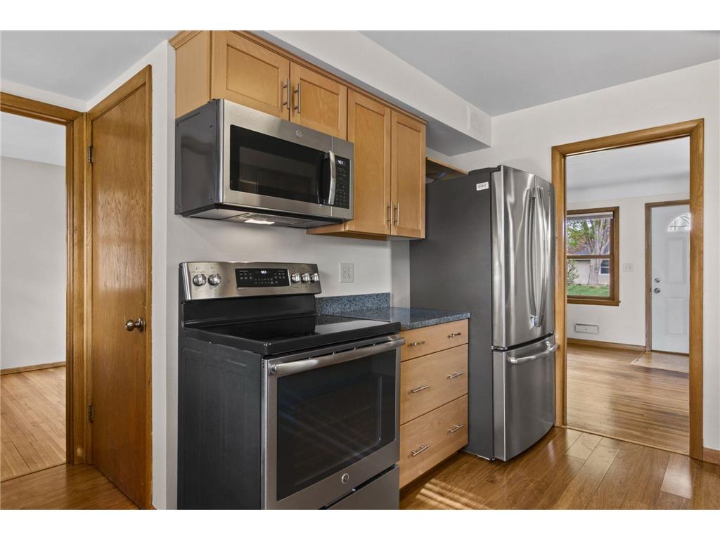 8308 Dupont Avenue S Bloomington MN 55420 7059783 image10