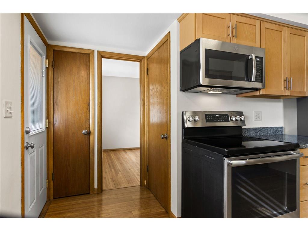 8308 Dupont Avenue S Bloomington MN 55420 7059783 image12