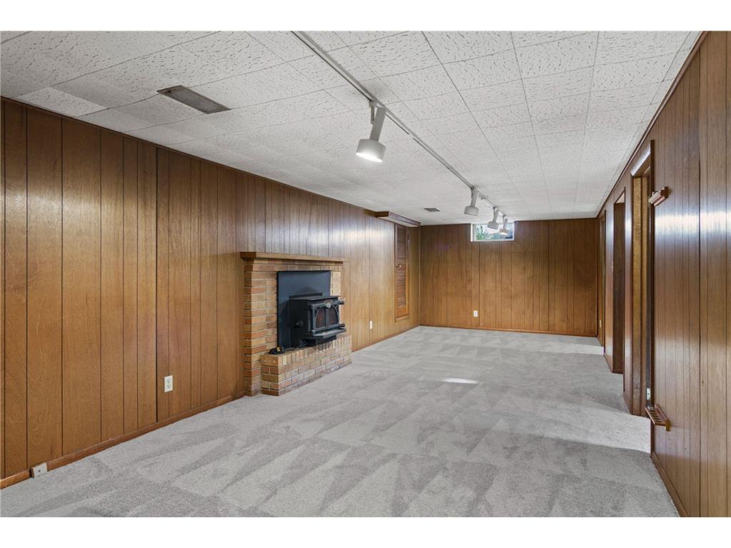 8308 Dupont Avenue S Bloomington MN 55420 7059783 image36