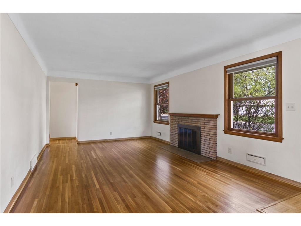 8308 Dupont Avenue S Bloomington MN 55420 7059783 image4