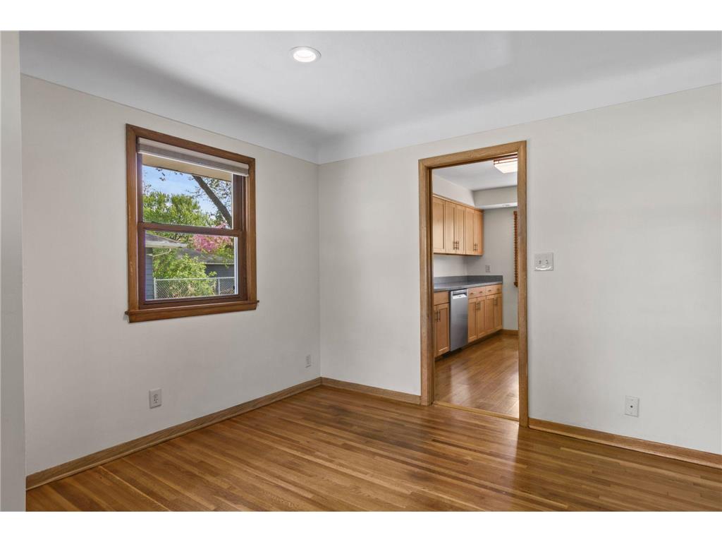 8308 Dupont Avenue S Bloomington MN 55420 7059783 image8