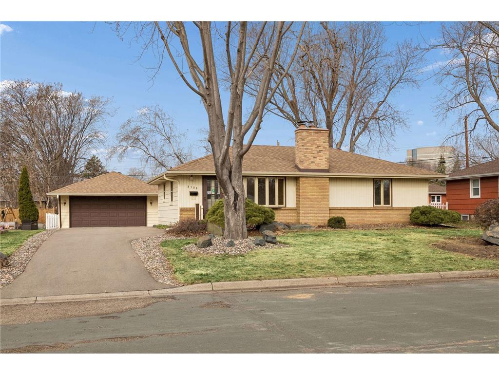 8308 Emerson Avenue S Bloomington MN 55420 7019778 image1