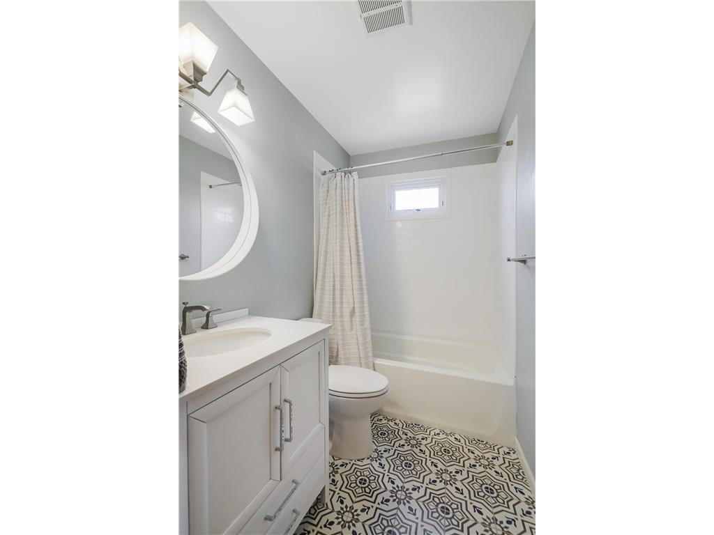 8308 Stevens Avenue S Bloomington MN 55420 7074682 image10