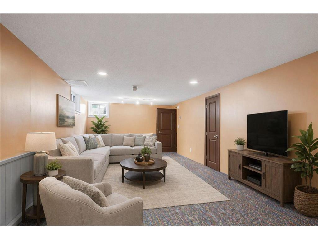 8308 Stevens Avenue S Bloomington MN 55420 7074682 image11