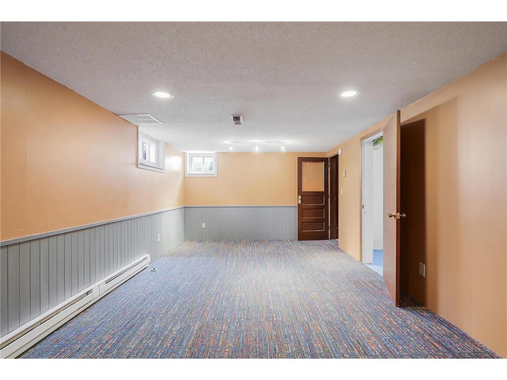 8308 Stevens Avenue S Bloomington MN 55420 7074682 image32