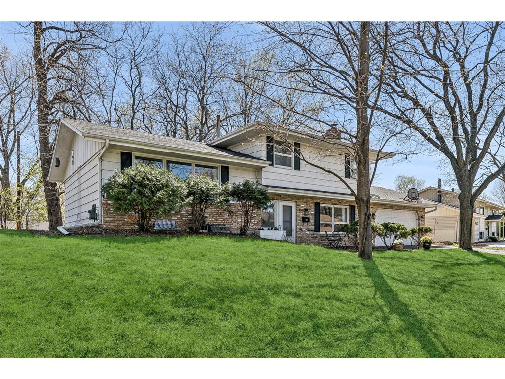 8309 33rd Place N New Hope MN 55427 6526158 image1