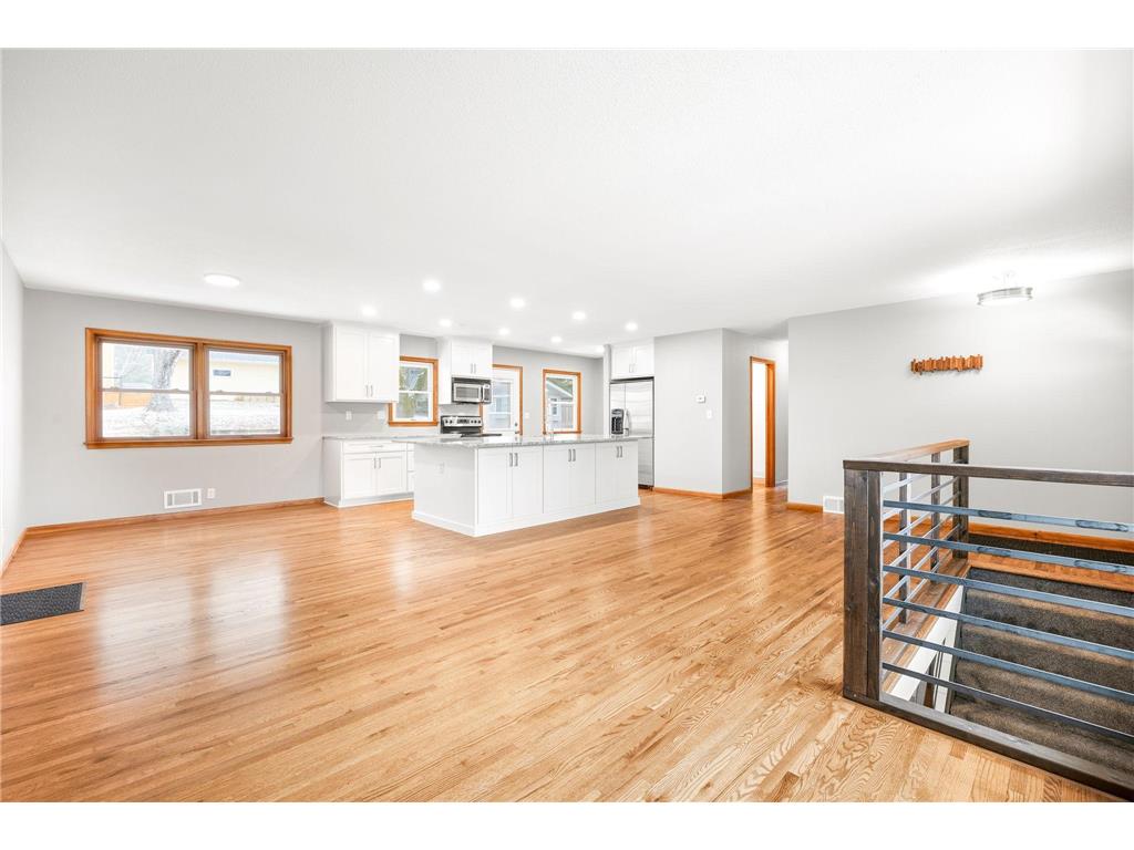 8309 Harrison Road Bloomington MN 55437 7024974 image1