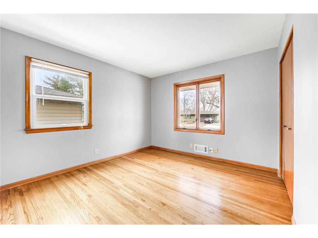8309 Harrison Road Bloomington MN 55437 7024974 image14