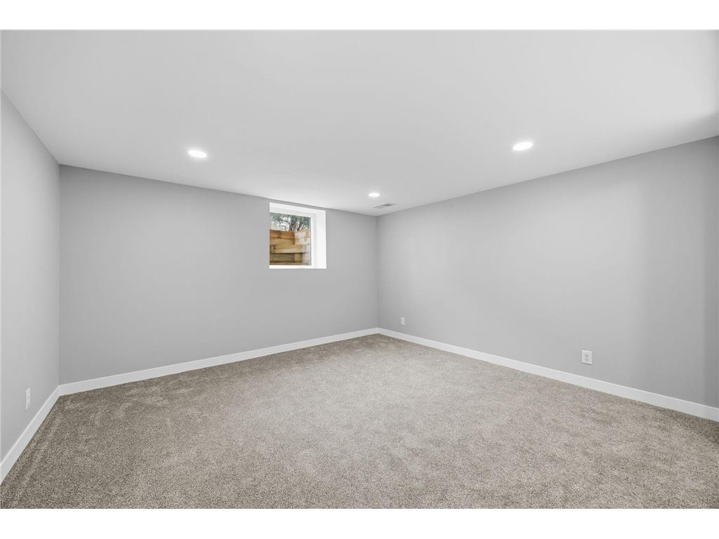8309 Harrison Road Bloomington MN 55437 7024974 image27