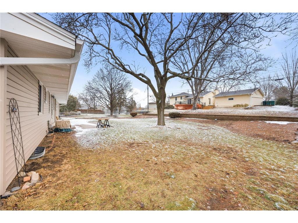 8309 Harrison Road Bloomington MN 55437 7024974 image30