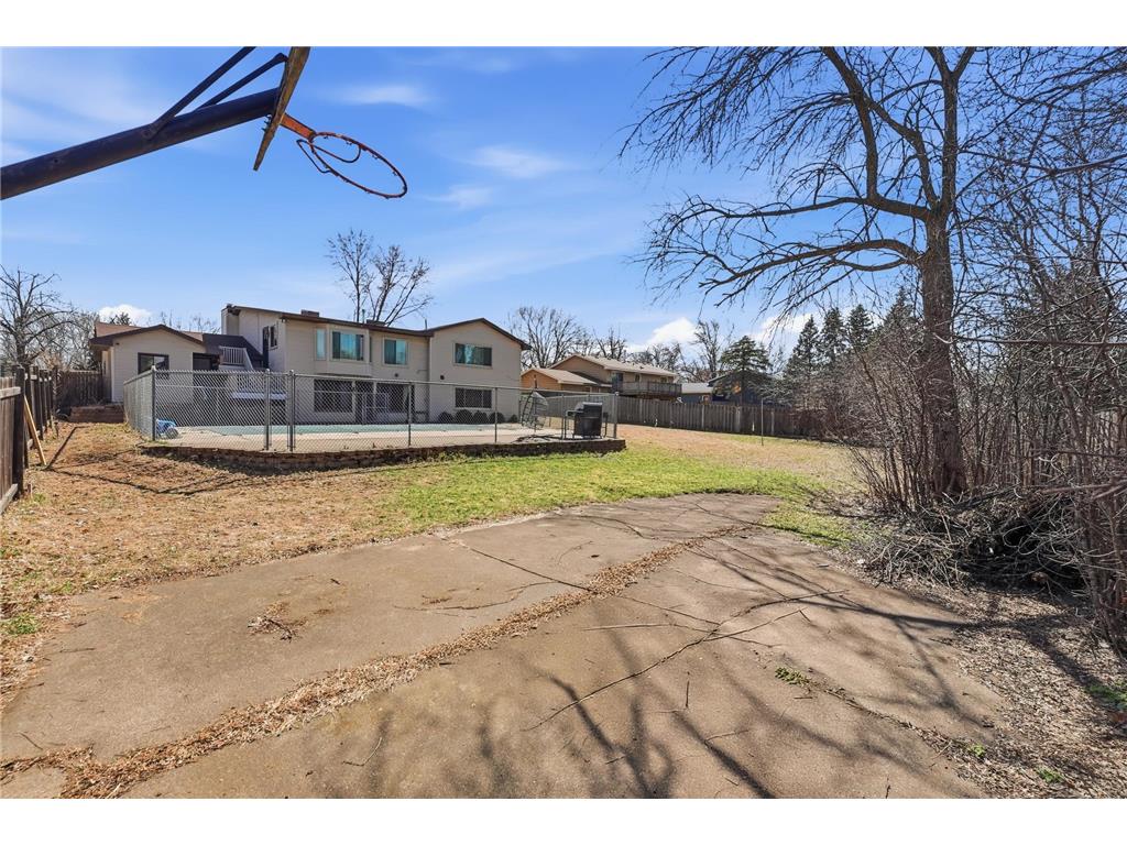 8309 Penn Avenue N Brooklyn Park MN 55444 7042301 image10
