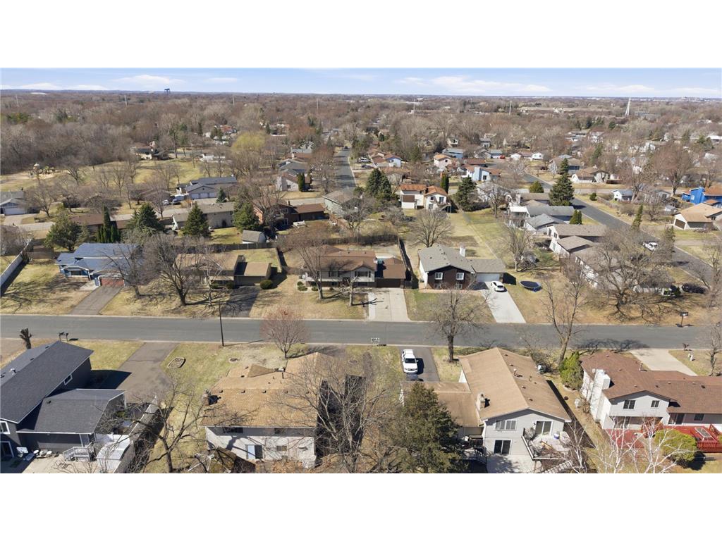 8309 Penn Avenue N Brooklyn Park MN 55444 7042301 image11