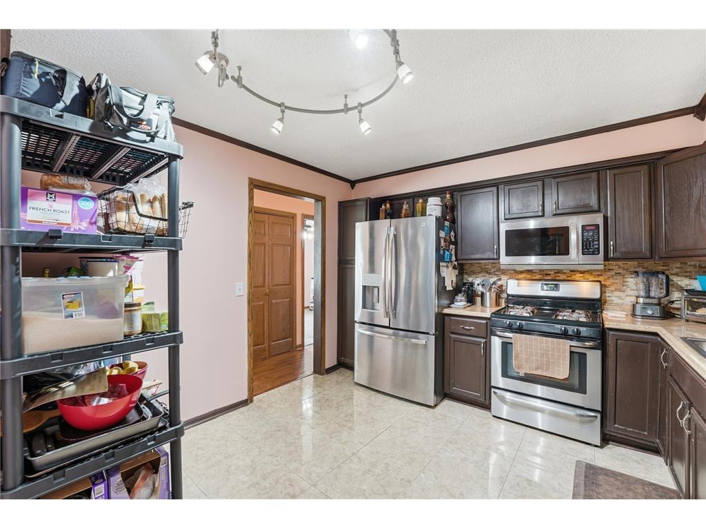 8309 Penn Avenue N Brooklyn Park MN 55444 7042301 image23