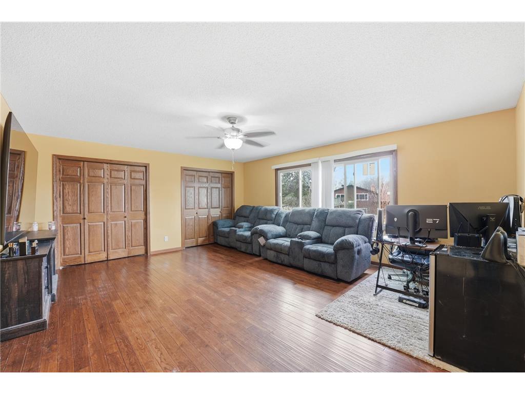 8309 Penn Avenue N Brooklyn Park MN 55444 7042301 image24