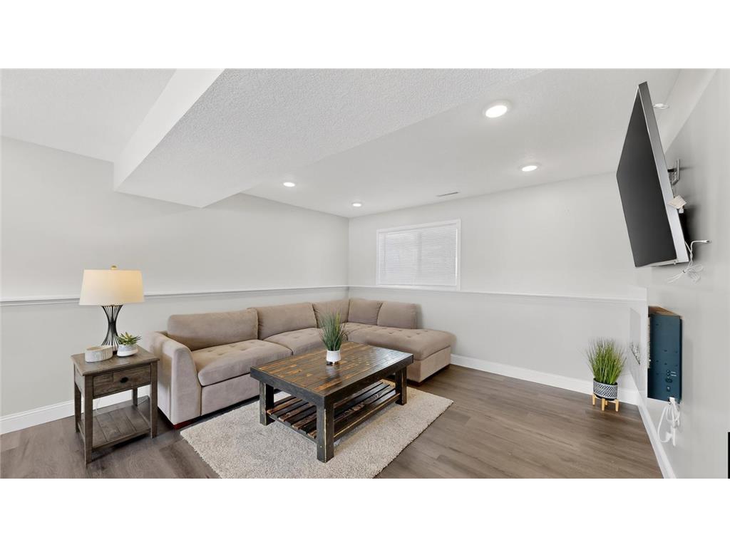 831 20th Avenue SE Pine Island MN 55963 7034196 image26