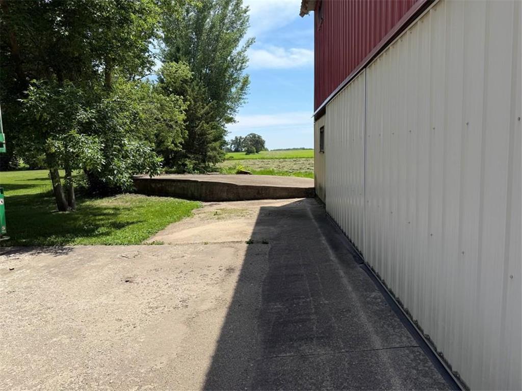 831 2nd Street SW Glenville MN 56036 7085977 image42