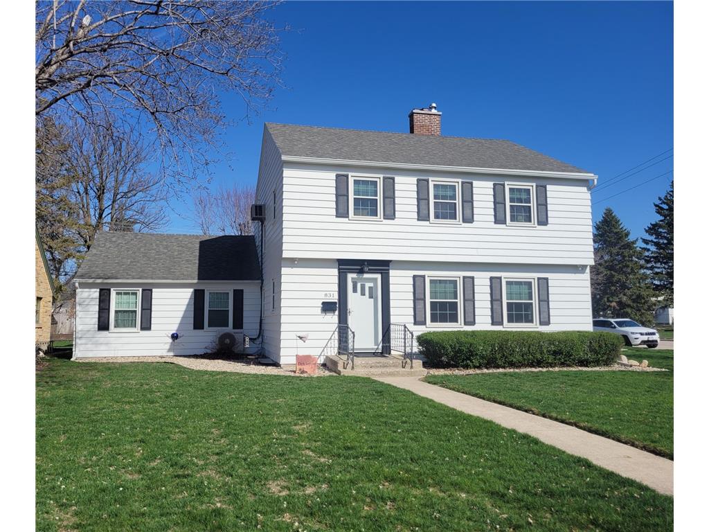 831 4th Avenue SW Pipestone MN 56164 6519796 image1