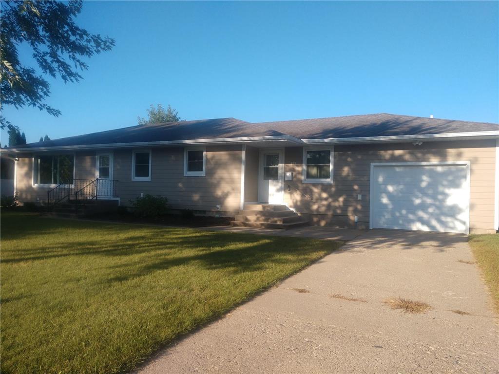 831 6th Street SW, Wadena, MN 56482 MLS 6247430 Edina Realty