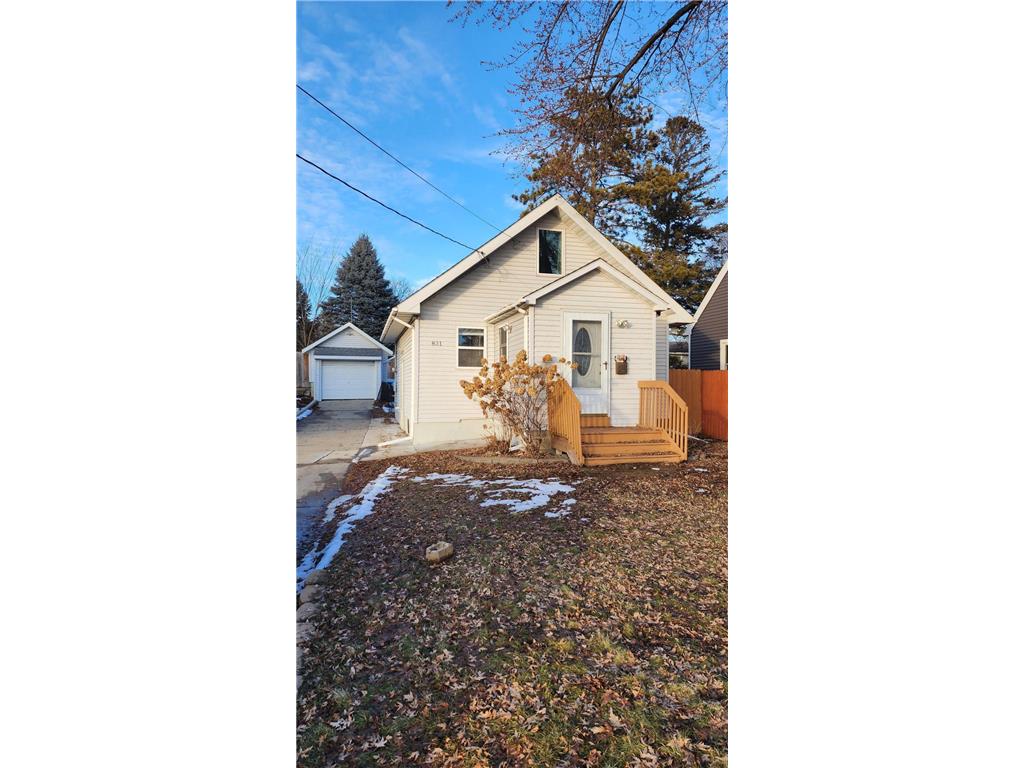 831 7th Street NW Rochester MN 55901 7007006 image1