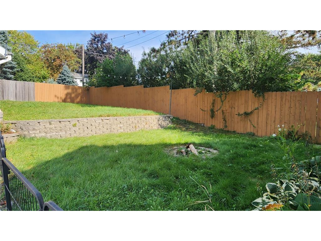 831 7th Street NW Rochester MN 55901 7007006 image4