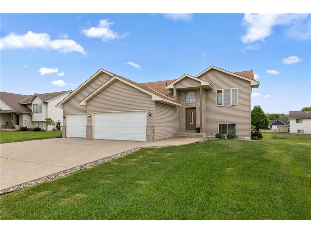 831 Beech Lane S Annandale MN 55302 7070753 image1