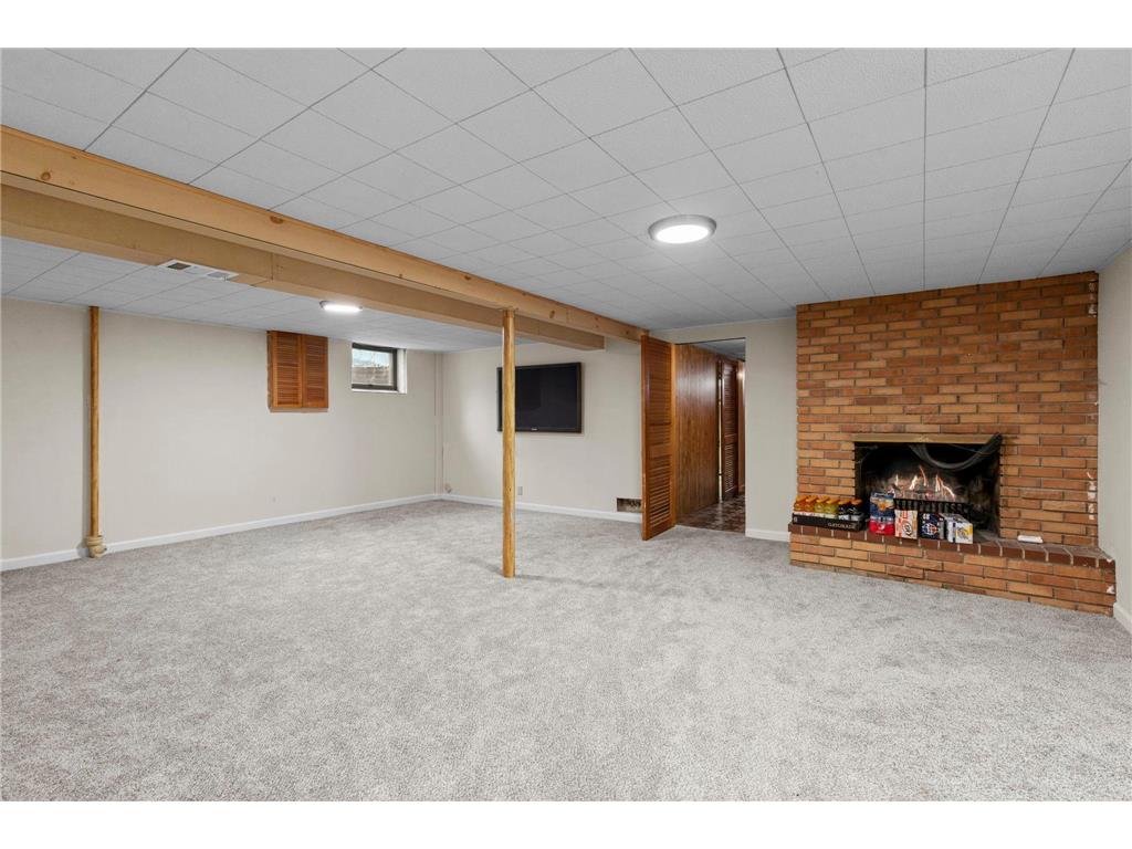 831 Overton Drive NE Fridley MN 55432 7106594 image26