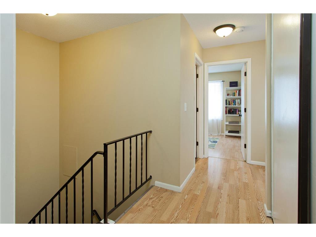 831 Weeks Avenue SE Minneapolis MN 55414 7063961 image12