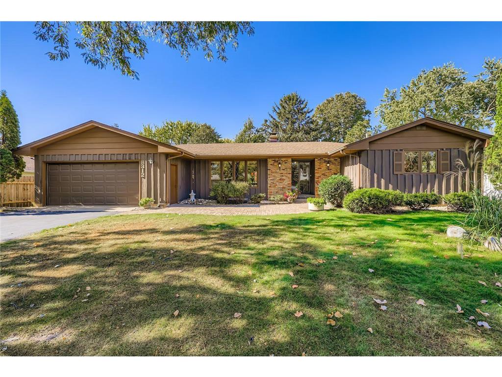 8312 Chowen Avenue S Bloomington MN 55431 6804343 image1