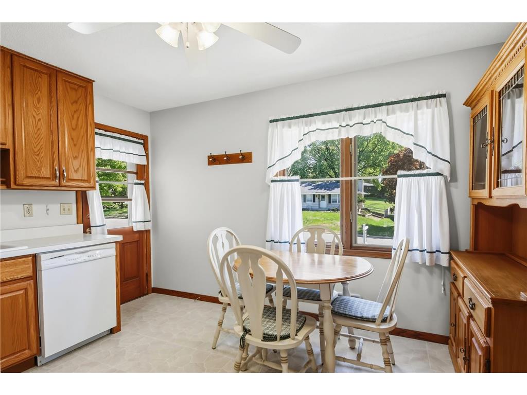 8316 Beard Road Bloomington MN 55431 7042650 image11