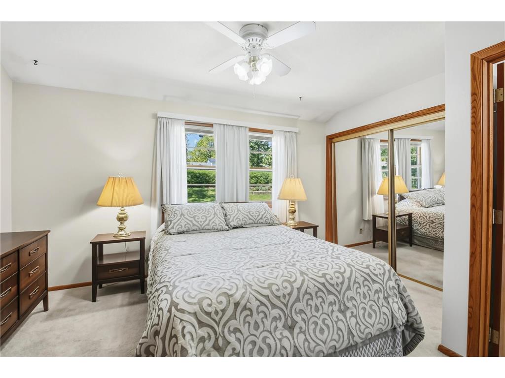 8316 Beard Road Bloomington MN 55431 7042650 image12