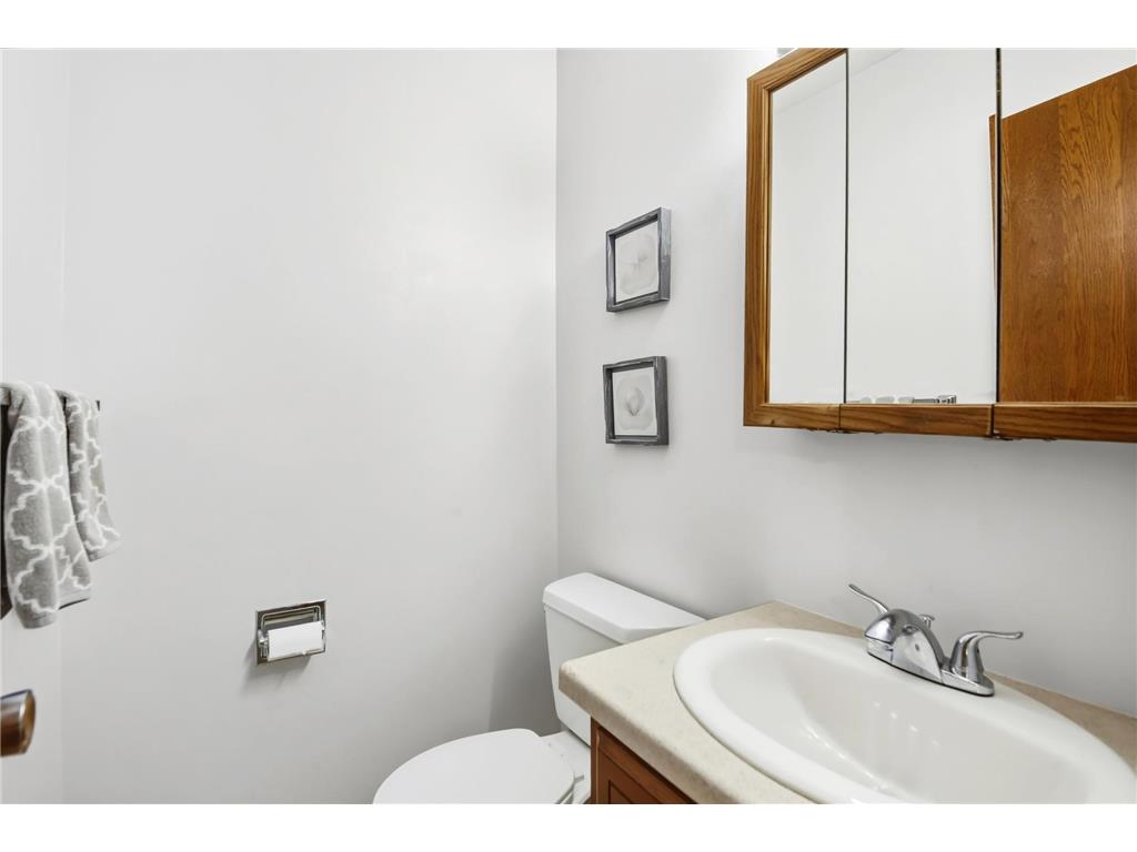 8316 Beard Road Bloomington MN 55431 7042650 image13