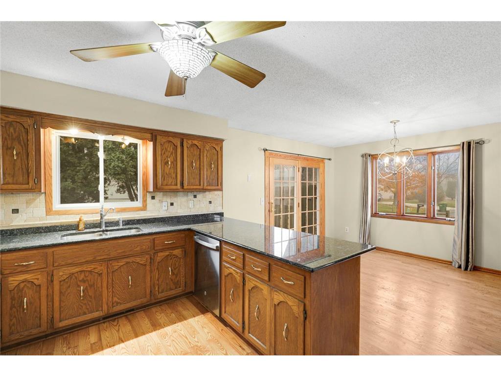 8316 Hampshire Avenue N Brooklyn Park MN 55445 6823986 image15