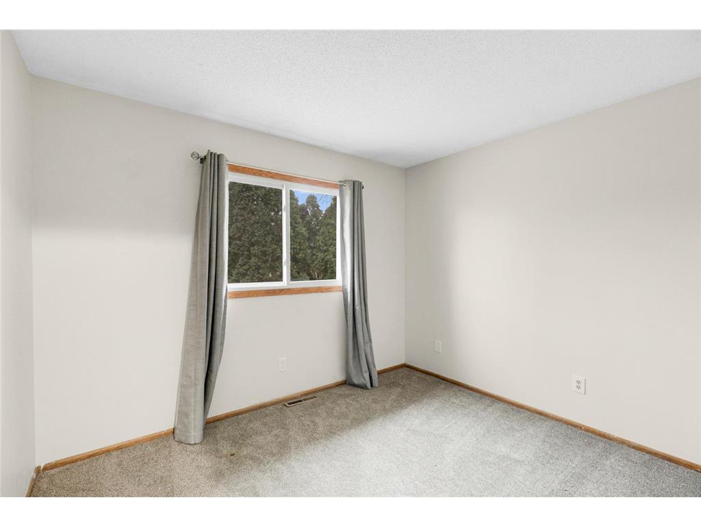 8316 Hampshire Avenue N Brooklyn Park MN 55445 6823986 image23