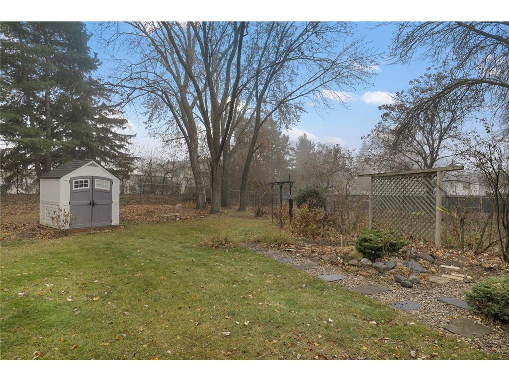 8316 Hampshire Avenue N Brooklyn Park MN 55445 6823986 image30