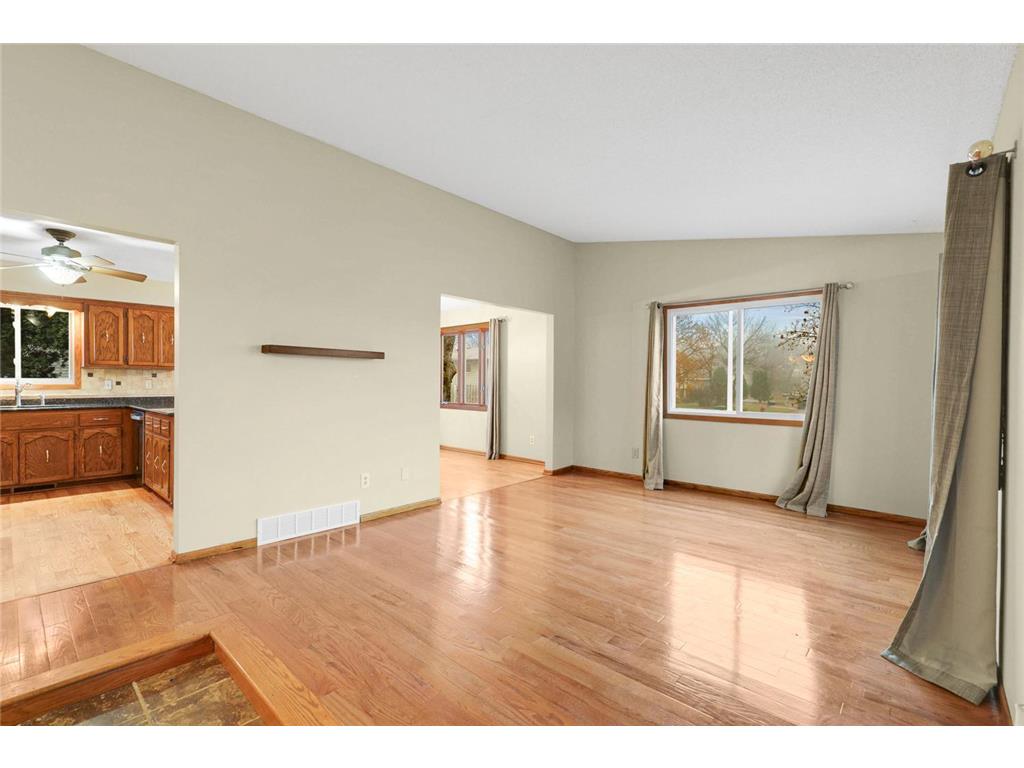 8316 Hampshire Avenue N Brooklyn Park MN 55445 6823986 image6