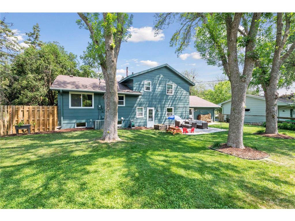 8317 28th Avenue N, New Hope, MN 55427 MLS 6385958 Edina Realty