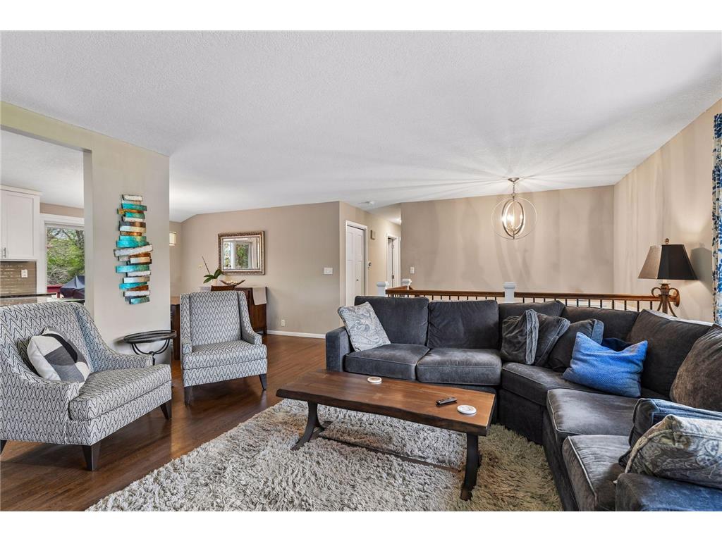 8317 Beard Road Bloomington MN 55431 7061135 image11