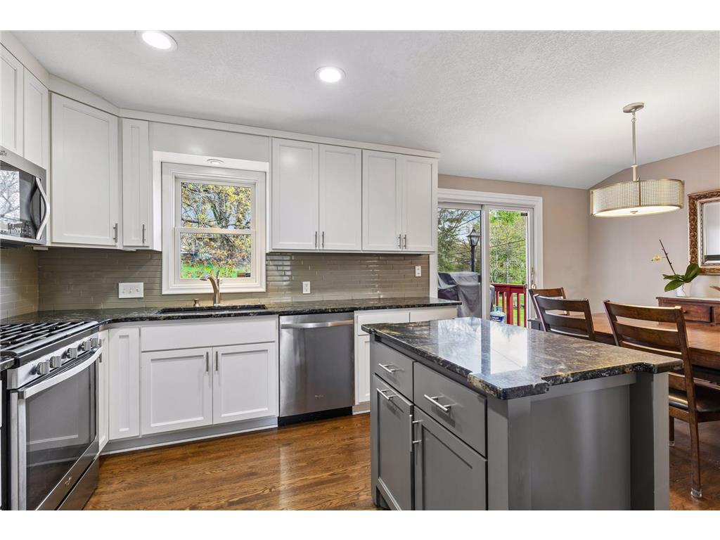 8317 Beard Road Bloomington MN 55431 7061135 image12
