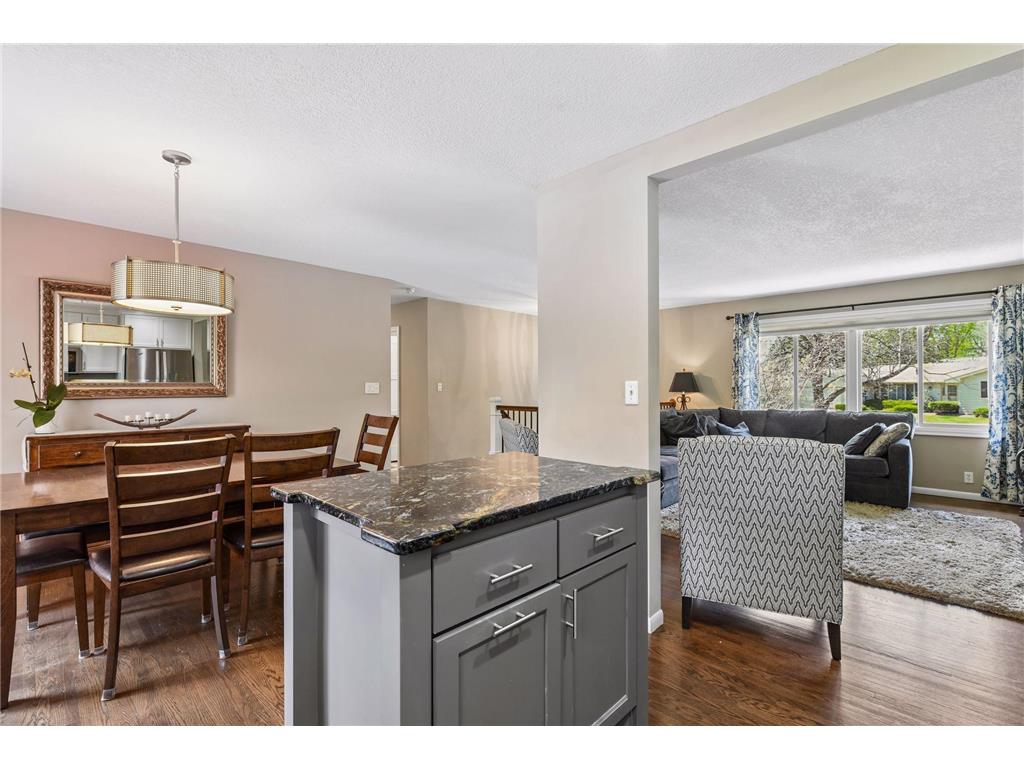 8317 Beard Road Bloomington MN 55431 7061135 image14