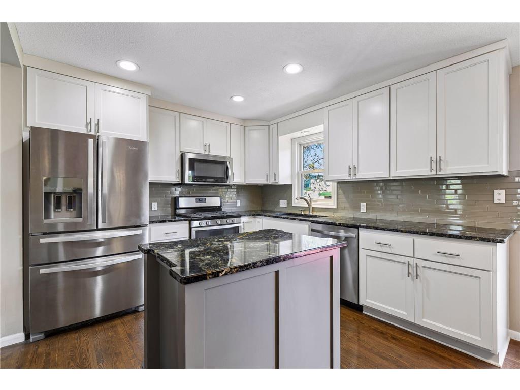 8317 Beard Road Bloomington MN 55431 7061135 image17
