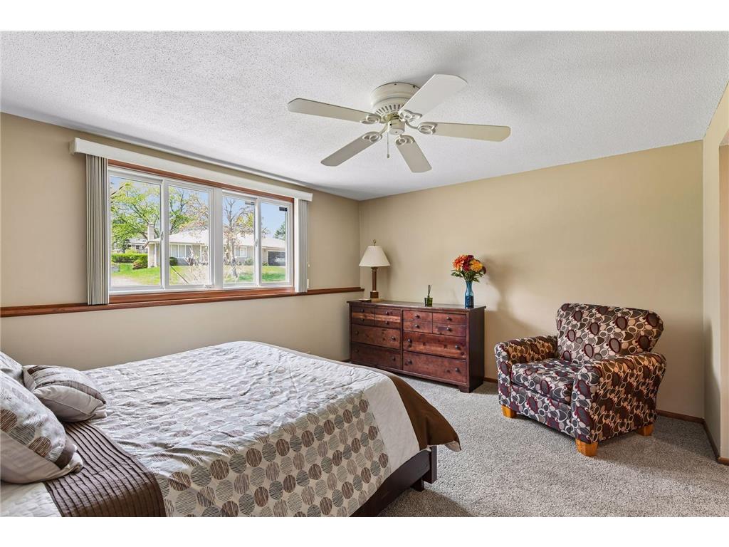 8317 Beard Road Bloomington MN 55431 7061135 image29