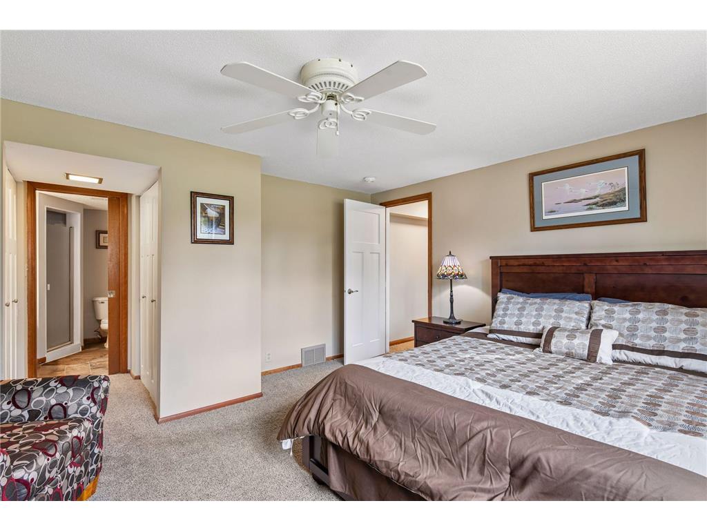 8317 Beard Road Bloomington MN 55431 7061135 image31