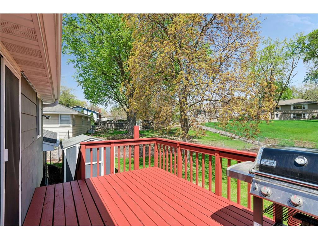 8317 Beard Road Bloomington MN 55431 7061135 image38
