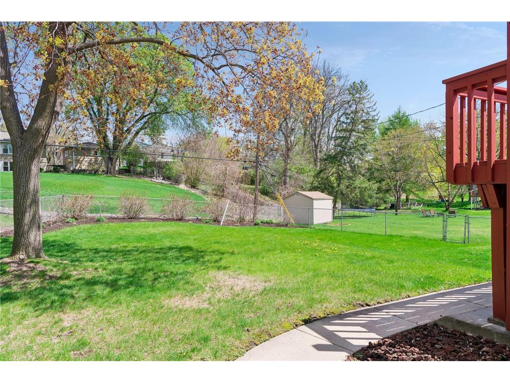 8317 Beard Road Bloomington MN 55431 7061135 image39