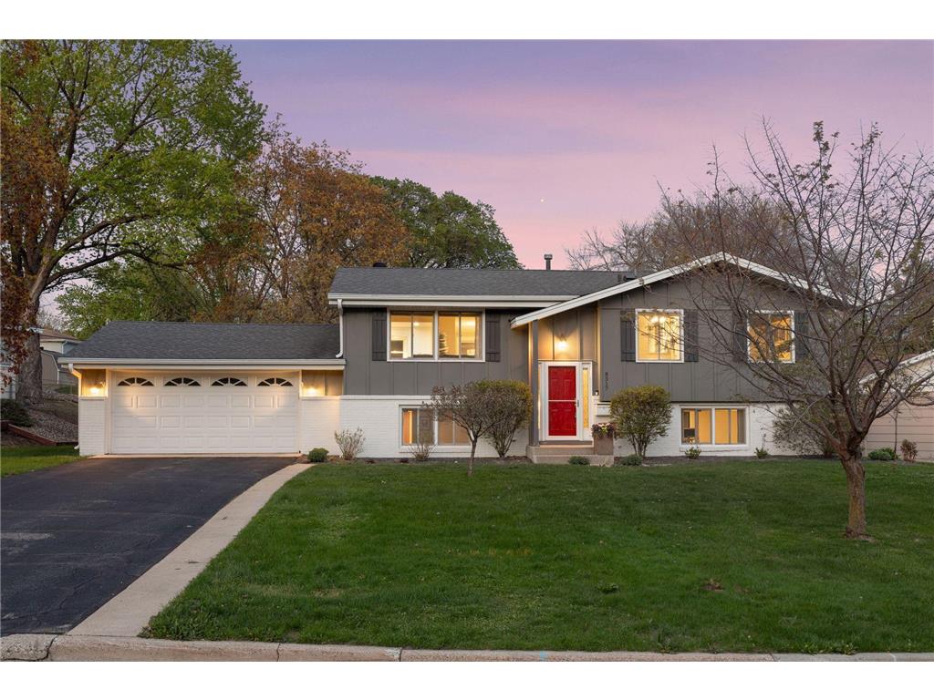 8317 Beard Road Bloomington MN 55431 7061135 image40