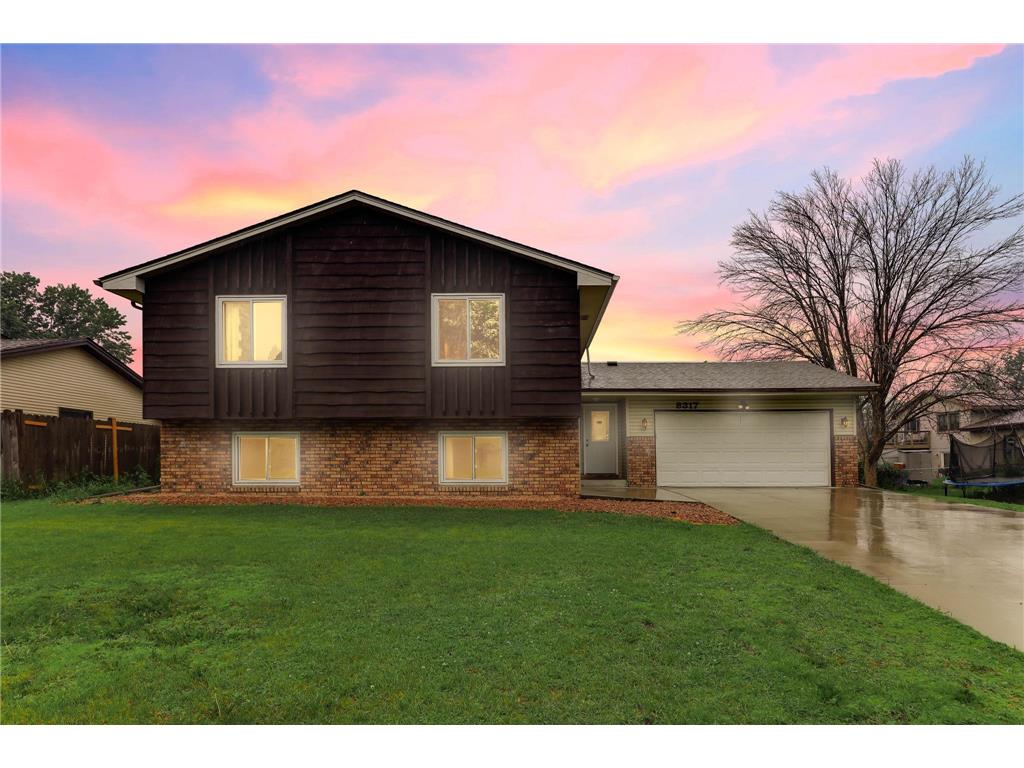 8317 Penn Avenue N Brooklyn Park MN 55444 6733342 image1