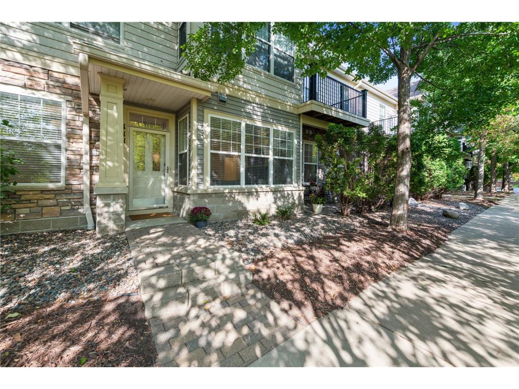 8317 Townsend Drive #111 Eden Prairie MN 55344 6403030 image1