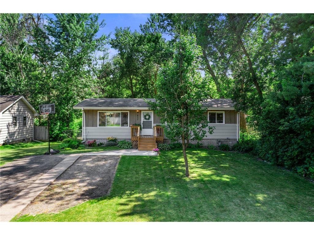 832 10th Avenue SE Forest Lake MN 55025 6741183 image1