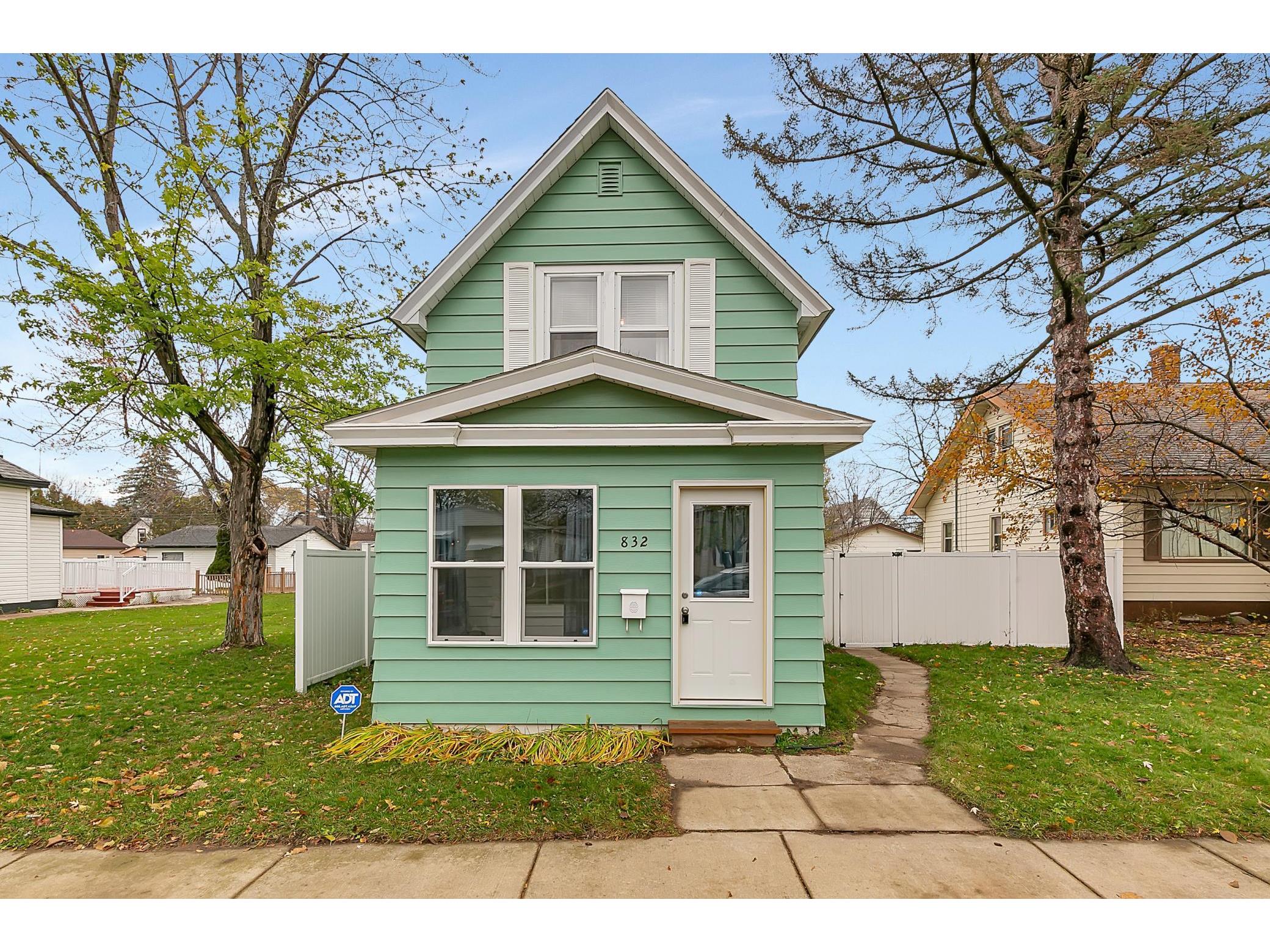 832 16th Avenue S Saint Cloud MN 56301 6126737 image1